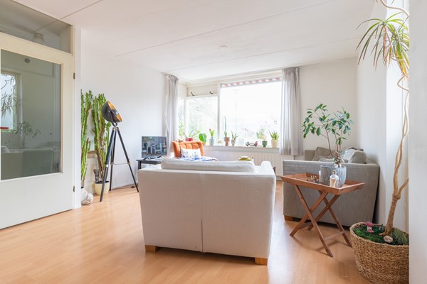 Medium property photo - Hella Haasseplantsoen 9, 2343 KR Oegstgeest